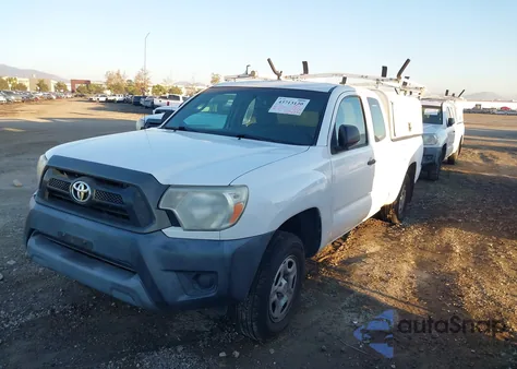 2015 Toyota Tacoma z USA, uszkodzony, nr VIN 5TFTX4CN8FX056808